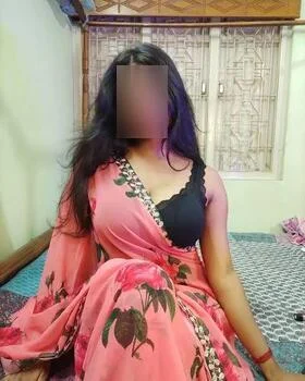 Outcall Udaipur escort ready for night out