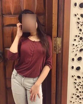 Udaipur escorts with natural beauty